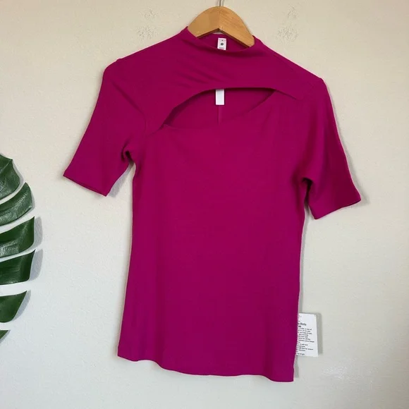 NWT Lululemon LA Tight-to-Body Keyhole Tee - Picture 7 of 10